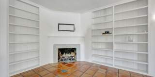 ALL THE CHARM! - Siesta Key 1+ acre on the Bay - 3 bed/ 2 bath pool home Gallery 19