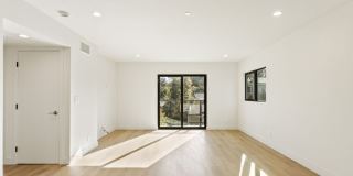 2836 Marsh St Gallery 4