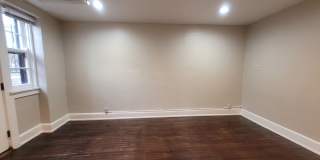 One bedroom apartment home in the Sherman Hills neighborhood! Gallery 8