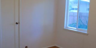 Rent Ready --- Pending approved tenant Gallery 16