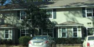 2 bedroom/1.5 bathroom Townhome Gallery 1