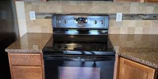 Beautiful home for rent in The Radiant Lake Estates! Gallery 5