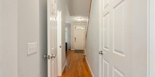 Beautiful Southern Village townhome - Furnished - Mid / Long Term lease options Gallery 16