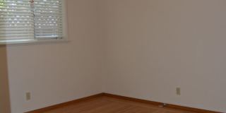 Spacious newly updated Pittsburg 3/1.5 home Gallery 22