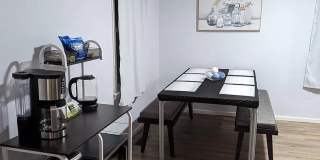 Room in 3 Bedroom Home at Merrill Pl Gallery 3