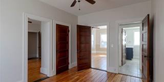 18 Meader Street Gallery 15