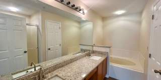 3 Bedroom, 2.5 Bathroom 2-Story Townhouse in Gated Community - Kissimmee Gallery 11
