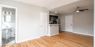 Oak Grove Downtown Gallery 6