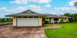 Available Now! Private 3BR/2BA Home in Desirable Wainani Estates – Panoramic Kona Coast Views, Owned Solar PV & Spacious Backyard! Gallery 1
