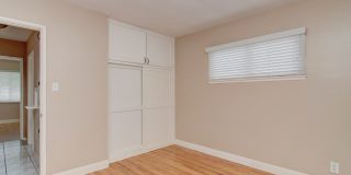 3-Bed Signal Hill House for Lease Gallery 11