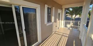 3389 NE 4th St Gallery 26