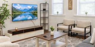 6439 North Hamilton Avenue - Garden Gallery 2