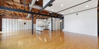 500 Molino St Gallery 5