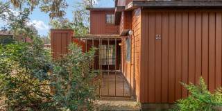 Spacious 3/3 townhome-style condo in Rockwood Villas with washer/dryer Gallery 5