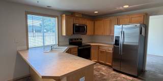 Spacious 4 Bedroom, 2.5 Bath w/3 Car Garage! Spacious 4 Bedroom, 2.5 Bath w/3 Car Garage! Gallery 8