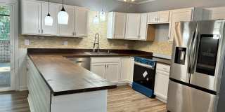 1852 Hopkins Drive Gallery 1