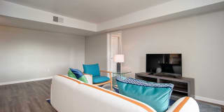 Los Robles Apartments Gallery 40