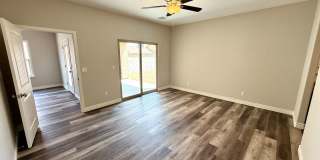 Gorgeous 2025 Built 3 Bedroom 2 Bath Home! Gallery 26