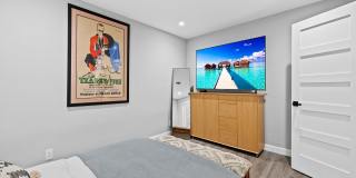 ***NO HOA - Move In Today*** Coastal Elegance Awaits! Stunning 5-Bedroom Home in Prime Fort Lauderdale Location Gallery 29