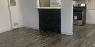 1657 Colby Ave Gallery 1