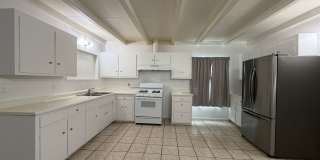 4 Bedroom 2 Bathroom House with Fenced Yard & 1 Car Garage 4 Bedroom 2 Bathroom House with Fenced Yard & 1 Car Garage Gallery 30