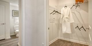 Arista Flats Gallery 29