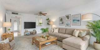 370 NW 76th Avenue Gallery 15