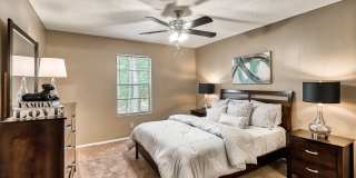 Knollwood Gallery 7