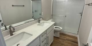 Luxury Newer Construction Home! Perfect Location! Gallery 16