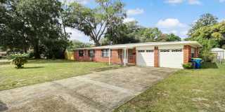 5761 Lake Lucina Drive South 5761 Lake Lucina Drive South Gallery 1