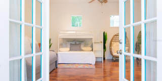 2302 N MORGAN STREET Gallery 50