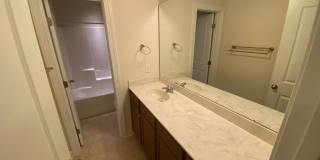 Room in 3 Bedroom Home at Pecan Ridge Dr Gallery 42