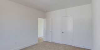 Luxury 3 Bed Townhome in Durham RTP Gallery 27