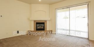8752 W Frier Dr Gallery 3