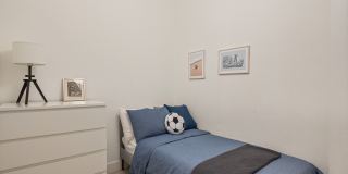 395 Broadway Gallery 8