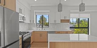 5839 Kester Avenue Gallery 3