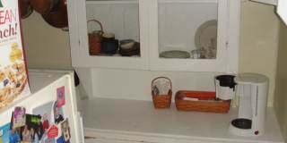 NO FEE 9/1 large sunny 1 bed in Packards Corner near BU August 1  Students ok Gallery 5