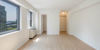 Emerson Place Gallery 26