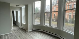 Skidmore Apartments Gallery 8