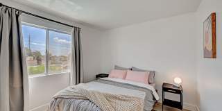 Furnished 4 bedroom home in the Lakes! Gallery 31