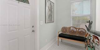 1648 Adams Street Gallery 8