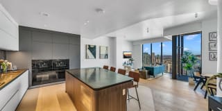 Kurve on Wilshire Kurve on Wilshire Gallery 18