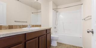 Very Nice 4 bedroom home with office/den, 2.5 bath and a 2 Car Garage in Snohomish Award winning School district Gallery 15