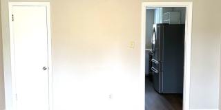 Lafayette Area Duplex- Walk to High School   260602 Gallery 4