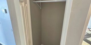 3 Bedroom - Dublin Gallery 15
