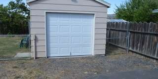 Large home with additional garage! Gallery 14