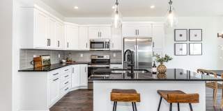 3 Bed 2.5 Bath Single Family Home Gallery 24