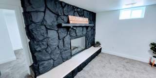 ABSOLUTELY UNBELIEVABLE NEW HIGH END CUSTOM HOME! Gallery 43
