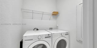 2300 NW 130th St Gallery 41