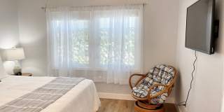 3945S- The Sunset Lane Cottage | FURNISHED Gallery 21